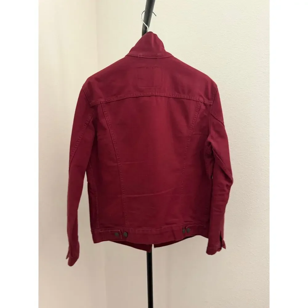 Levi’s men’s trucker jacket denim red size m